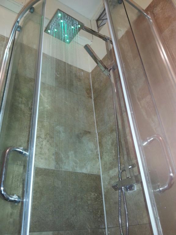Two Top Central Beach Studios - Also Separate Spa Cabin And Watersports Hove Camera foto